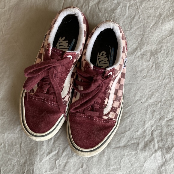 Thrifted Maroon Classic Vans w/ Ultra Cush - Picture 3 of 4